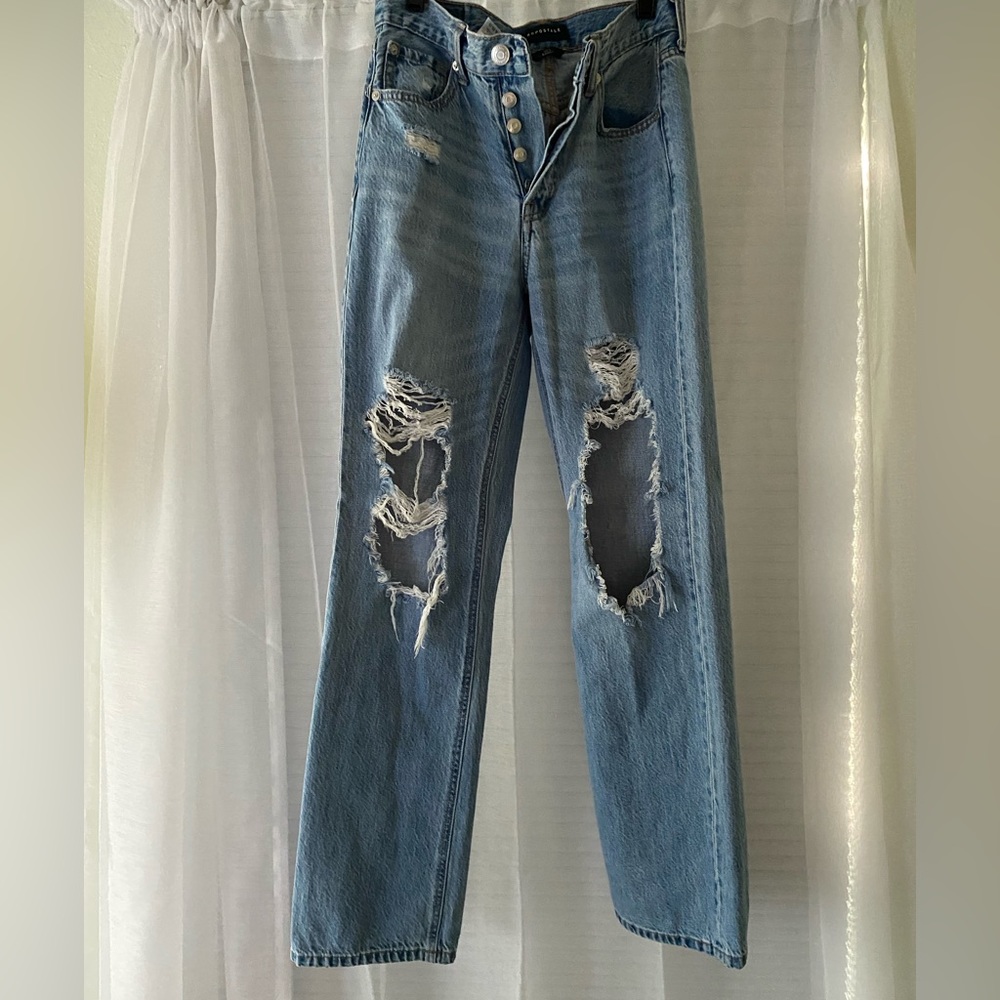 Wide Leg Distressed Jeans